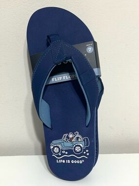 NWT Men’s Life is Good Flip Flops, size 7 or women’s size 9